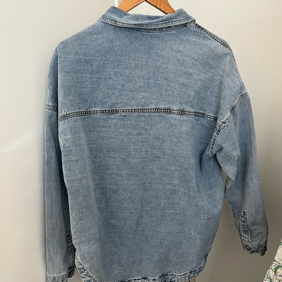 Jean button down - Picture 3 of 3